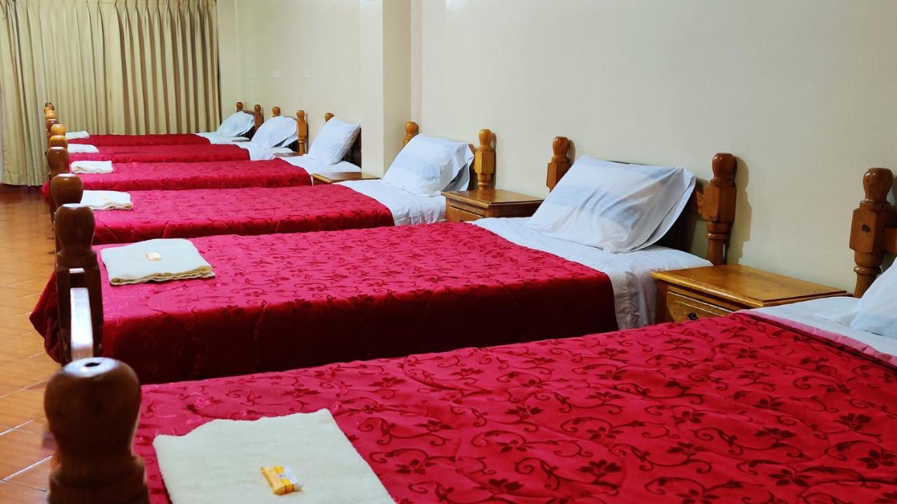 Lhotse Hostel B&B Huaraz  Bagian luar foto
