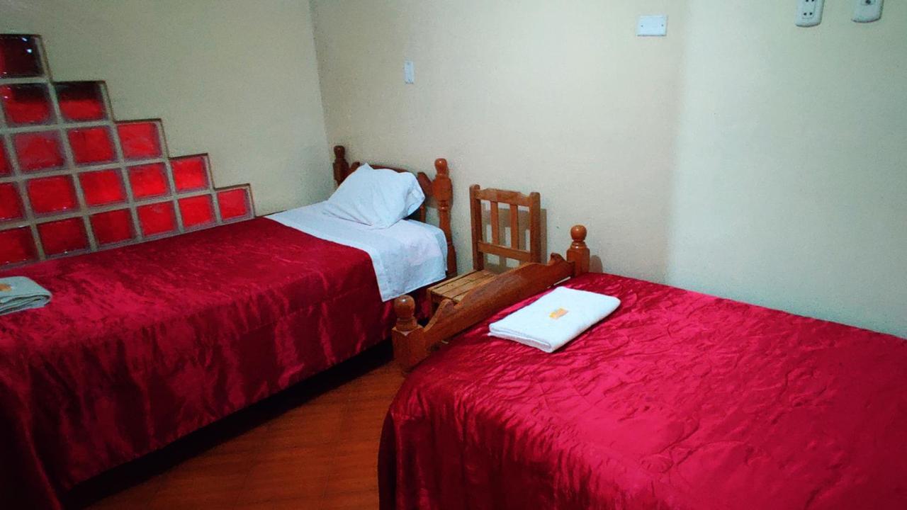 Lhotse Hostel B&B Huaraz  Bagian luar foto