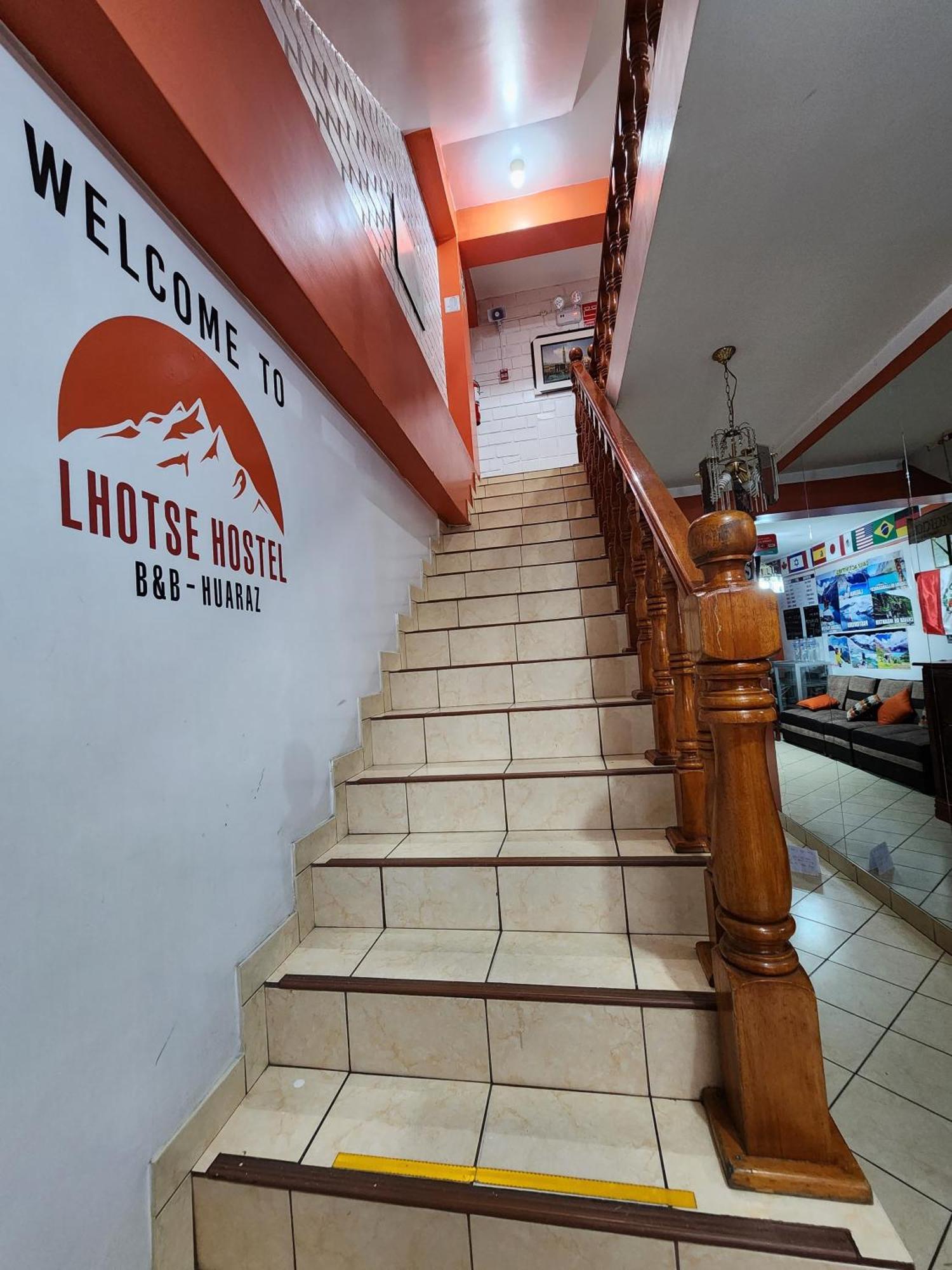 Lhotse Hostel B&B Huaraz  Bagian luar foto
